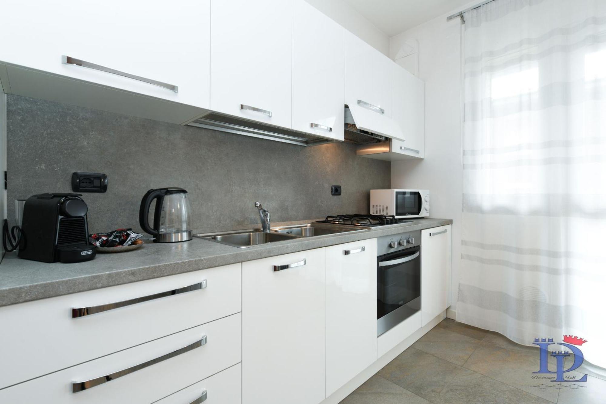 Desenzanoloft Official Partner Marriott Homes & Villas -The Wind Rose Renovation 2025 Desenzano del Garda Exterior photo